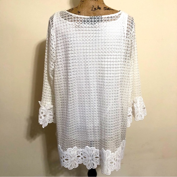 EUC! Alfani White Lace Top Size 2X - Picture 4 of 10